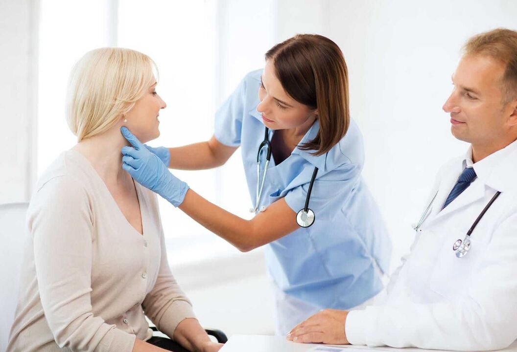 La consultazione degli endocrinologi aiuterà a identificare -diabete.