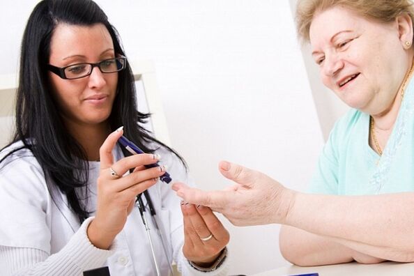 Consulta un medico e misura la glicemia per diagnosticare il diabete